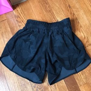 Lulu lemon running shorts